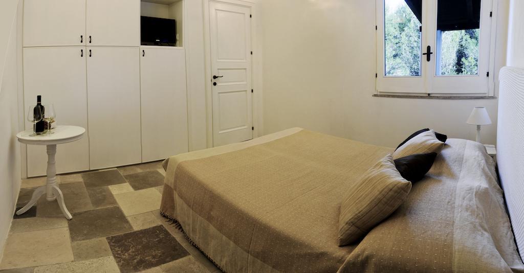 La Vecchia Tabaccheria B&B Ostuni Habitación foto